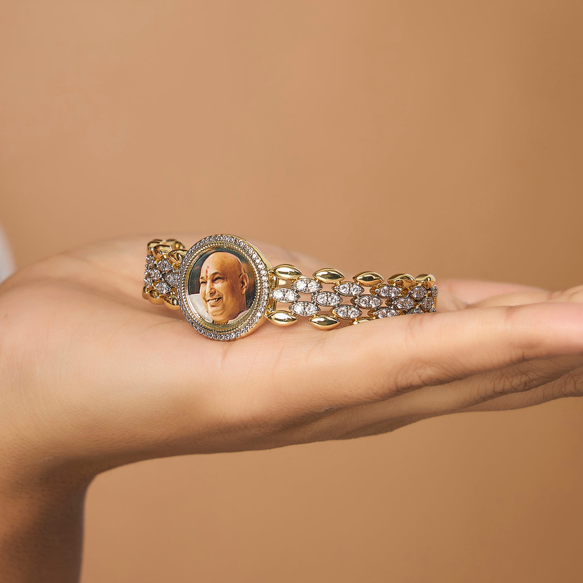 Guruji Swaroop Swarovski Meher Bracelet- White