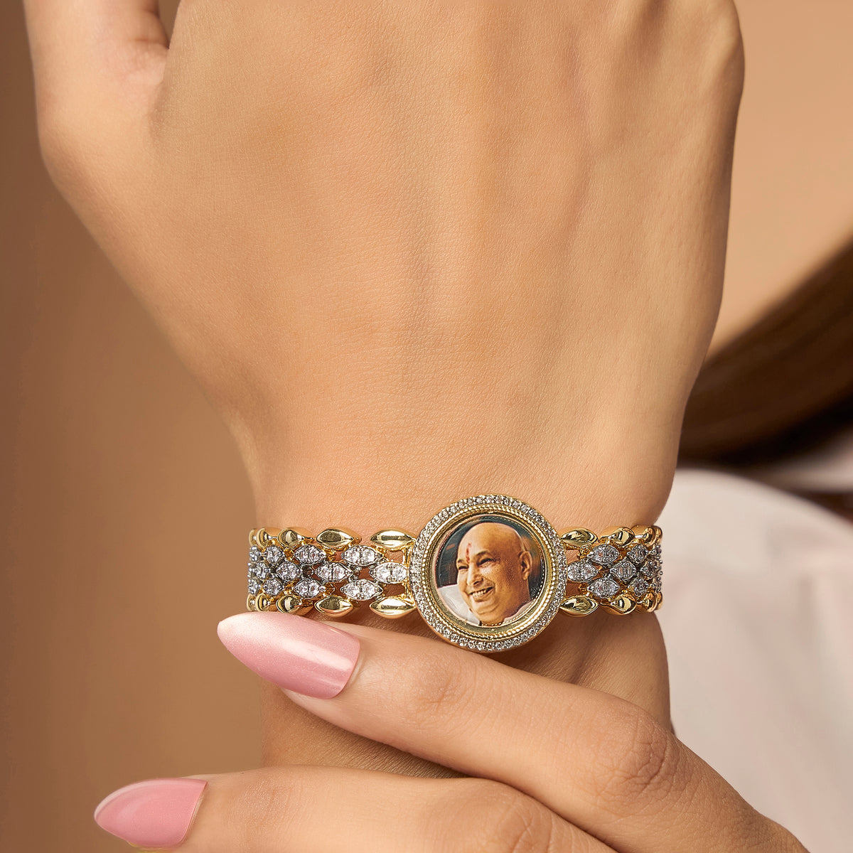 Guruji Swaroop Swarovski Meher Bracelet- White