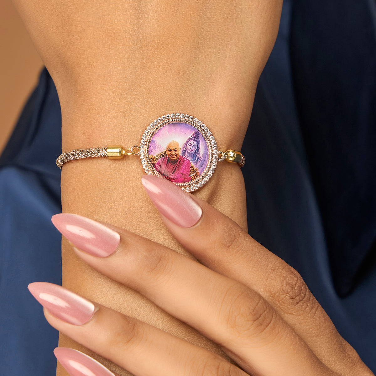 Oversized Guruji Swaroop Rose Zari Rope Bracelet- Pink