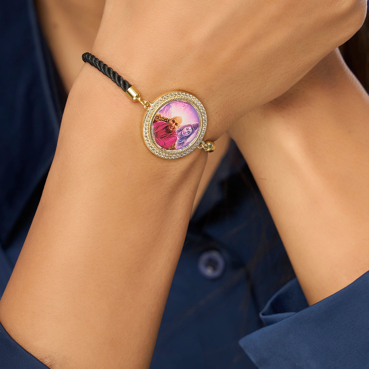 Oversized Guruji Swaroop Black Rope Bracelet- Pink