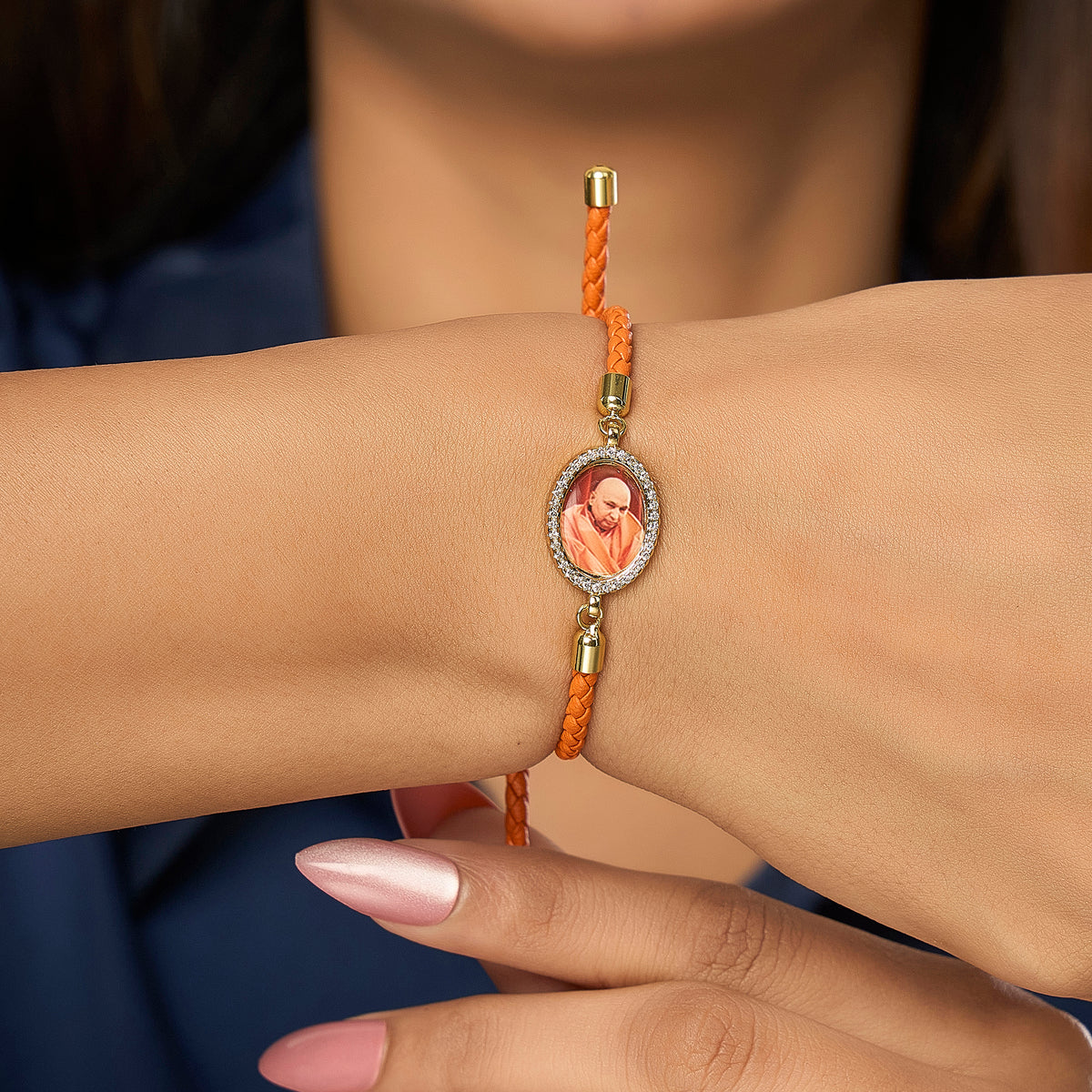 Guruji Swaroop Orange Rope Bracelet- Orange