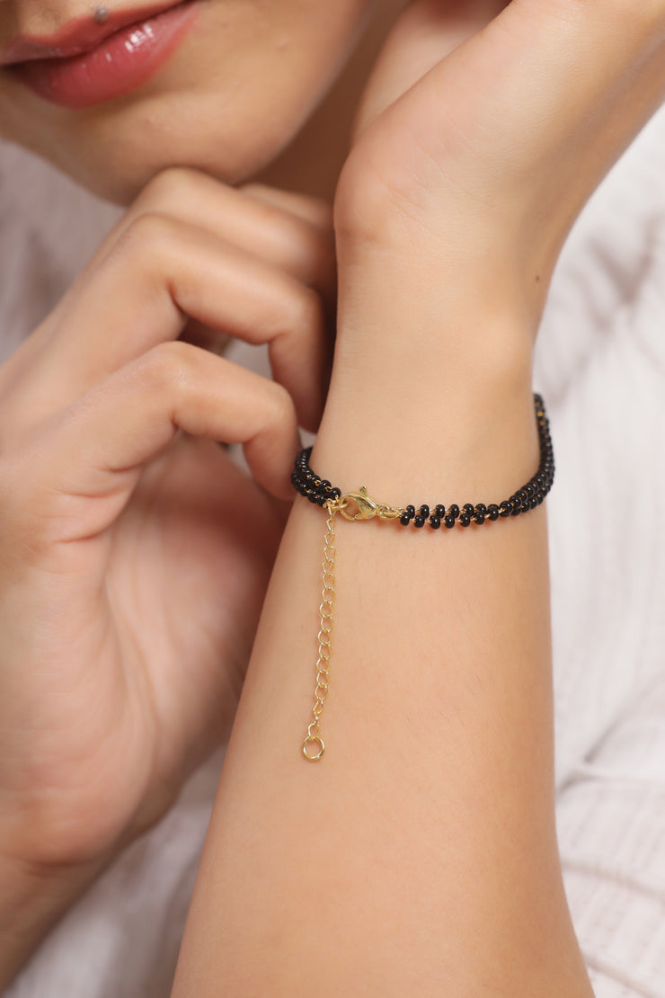 Jai Guruji Swaroop Black Bead Bracelet- option 2