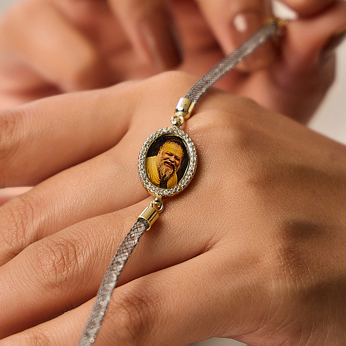 Premanand Maharaj Diamond Filled Rope Bracelet- Grey