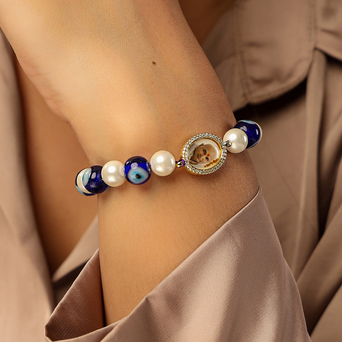 Pearl evil eye Guruji swaroop bead bracelet