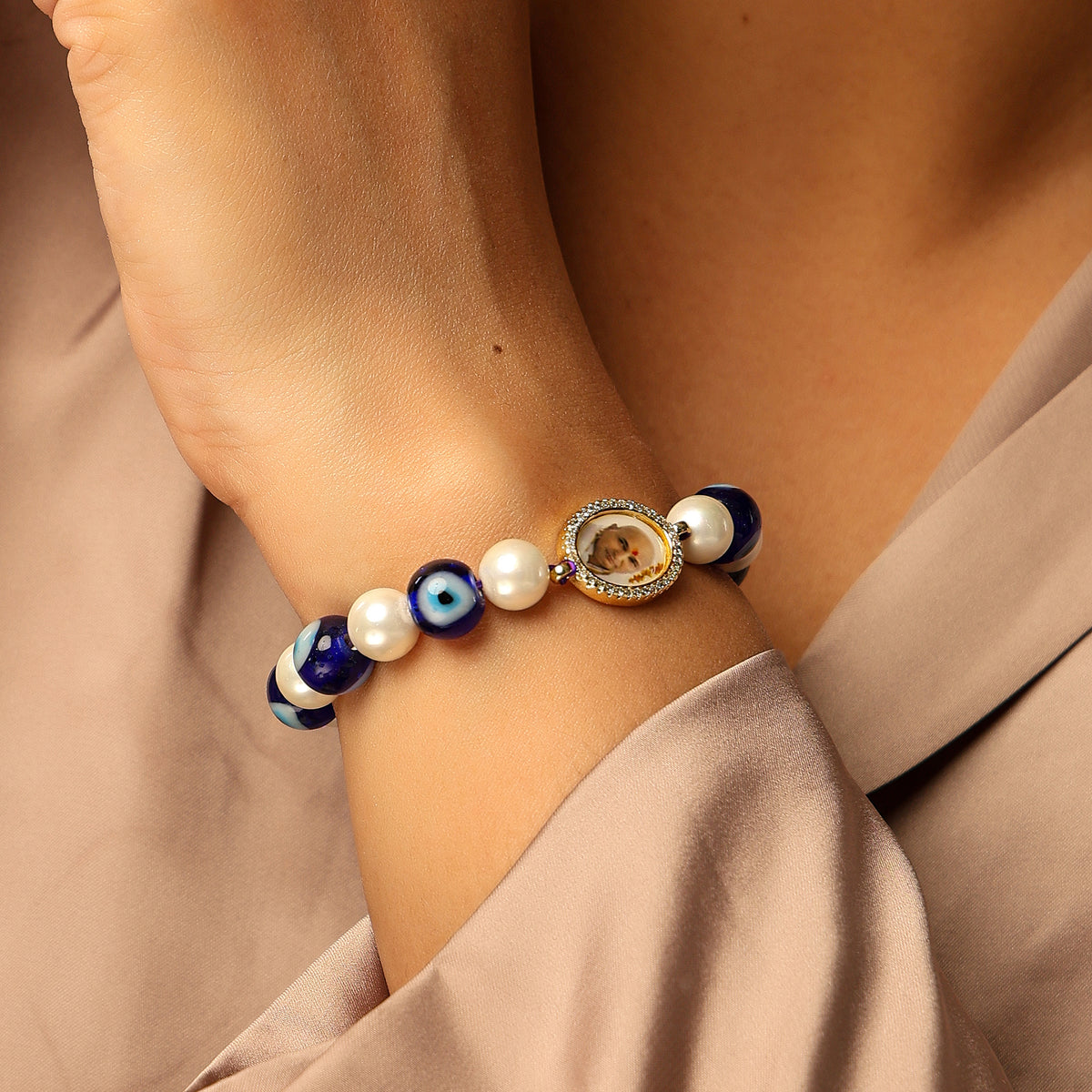 Pearl evil eye Guruji swaroop bead bracelet