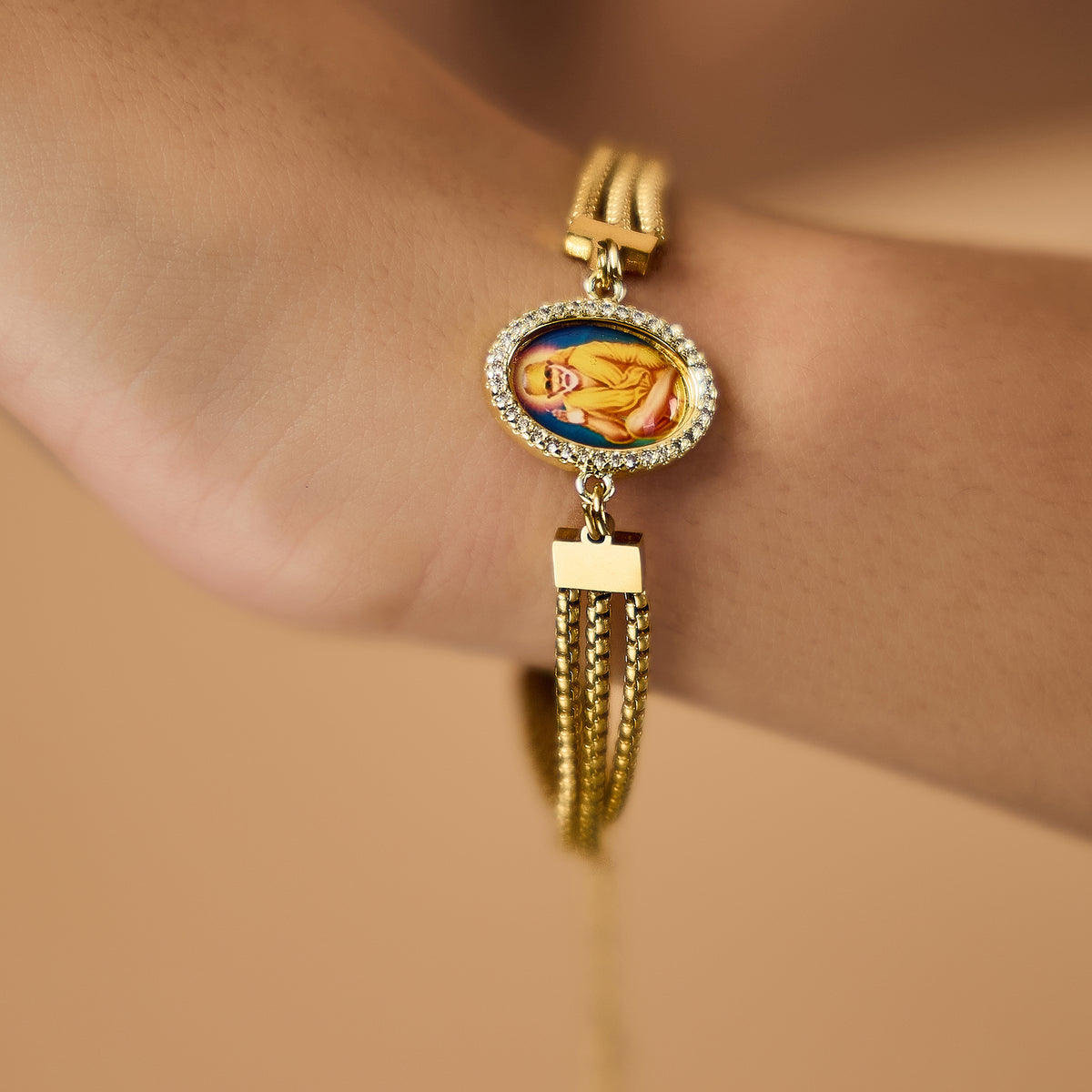 Sai Baba Cluster Chain Bracelet