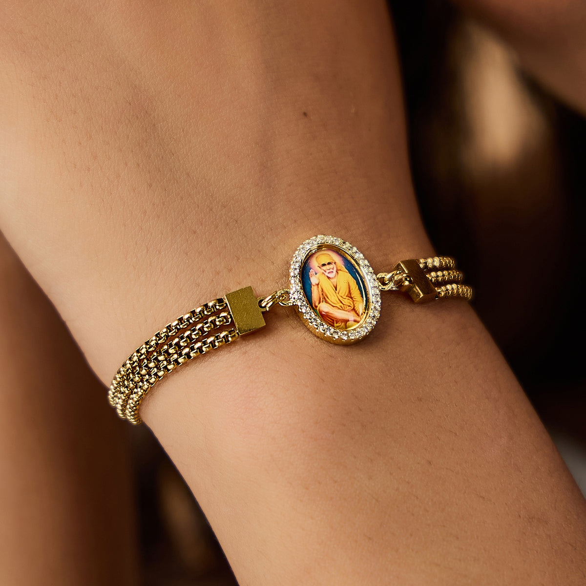 Sai Baba Cluster Chain Bracelet