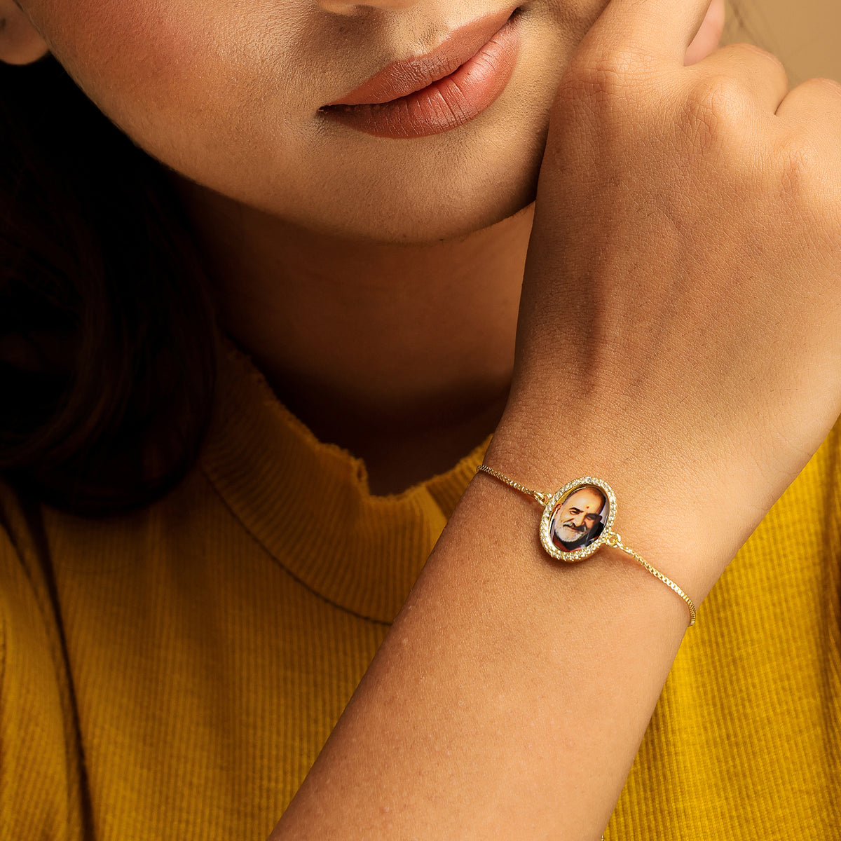 Neem Karoli Baba Chain Bracelet- Gold