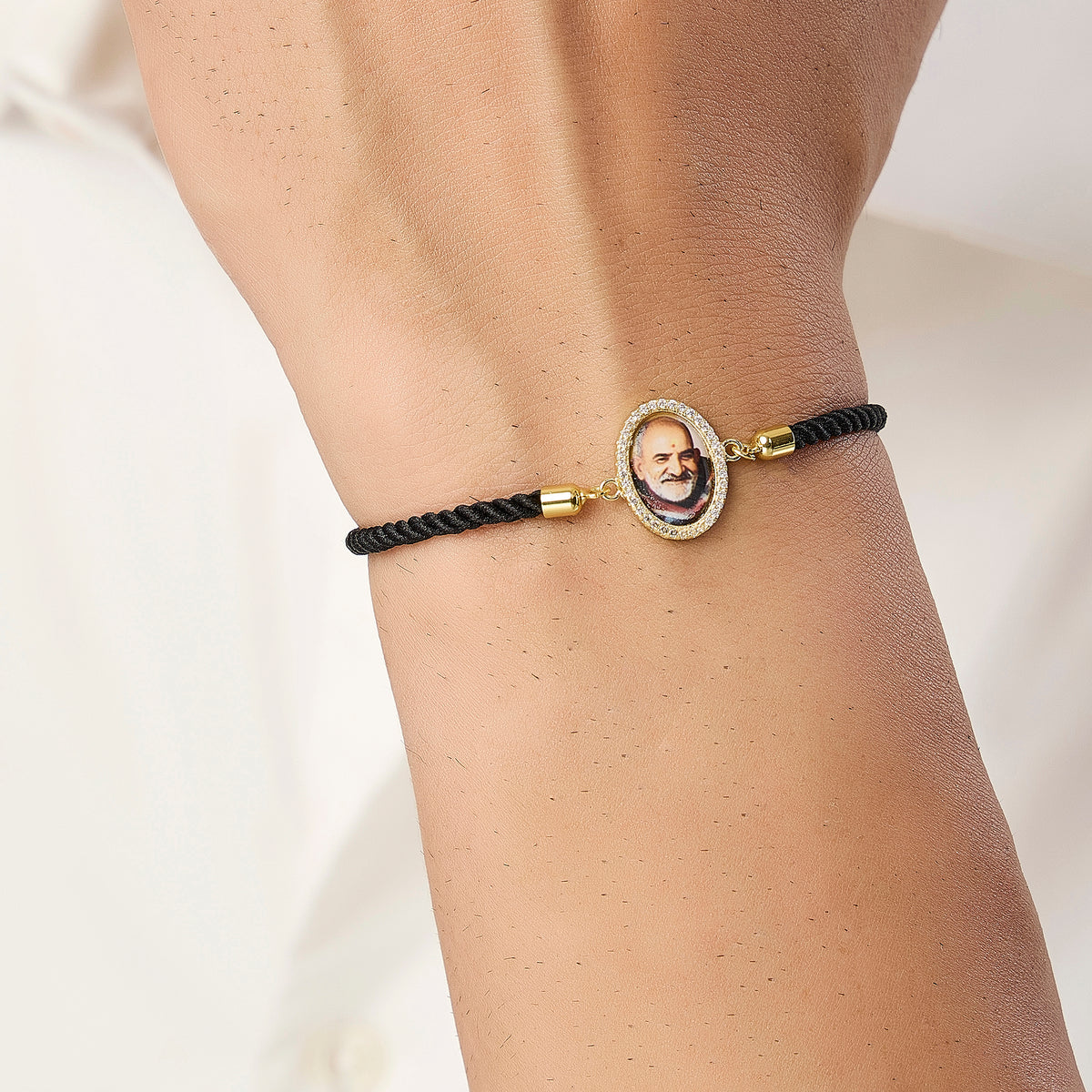 Men's Neem karoli Baba Black Rope Bracelet