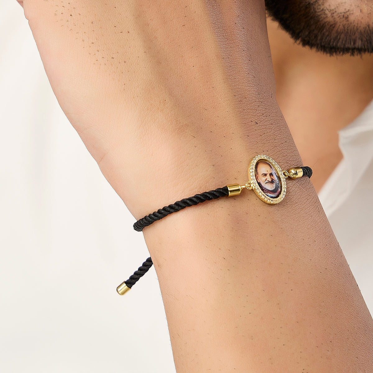 Men's Neem karoli Baba Black Rope Bracelet
