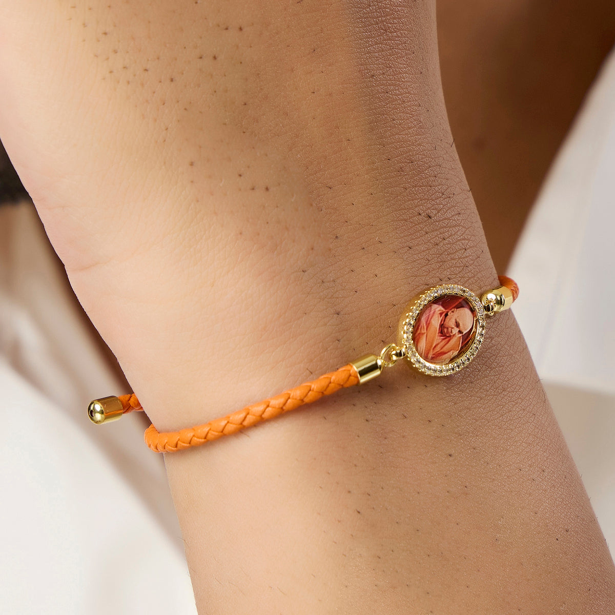 Men's Guruji Swaroop Orange Rope Bracelet- Orange