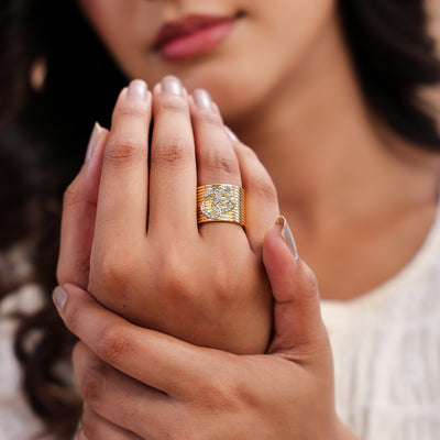 OM Broad Band Ring