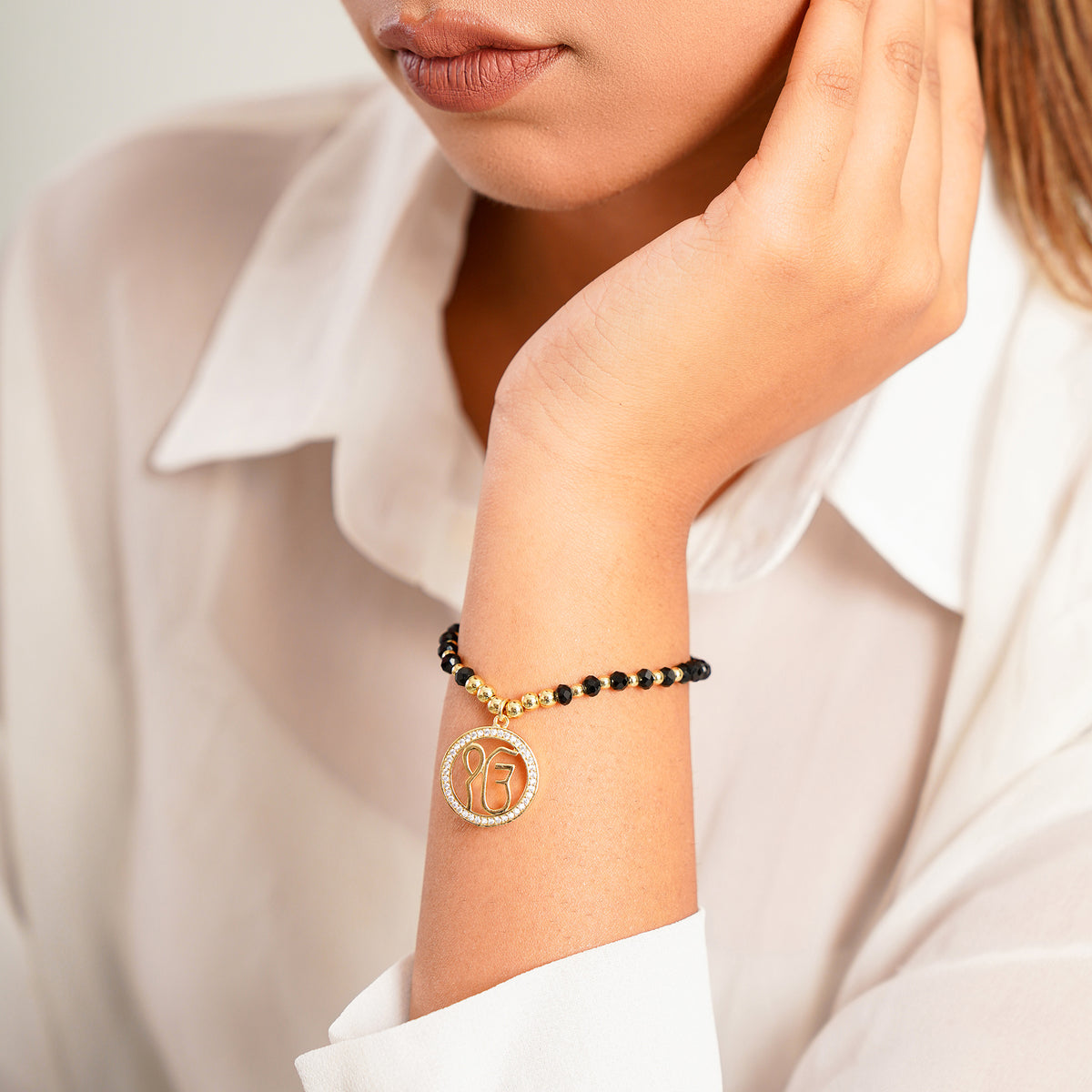 Ek Onkar Hanging Thread Bracelet