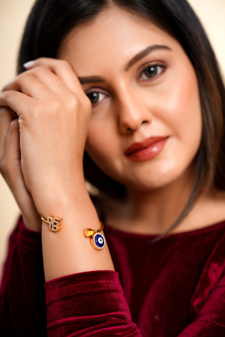 Ek Onkar Hanging Evil Eye Bracelet- Dark Blue