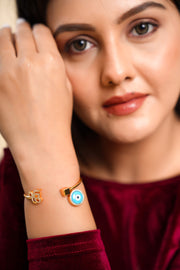 Ek Onkar Hanging Evil Eye Bracelet- Light Blue