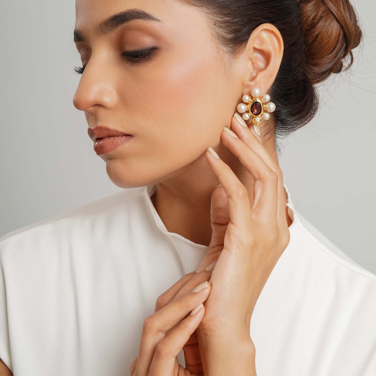 Flower Stone Pearl Studs