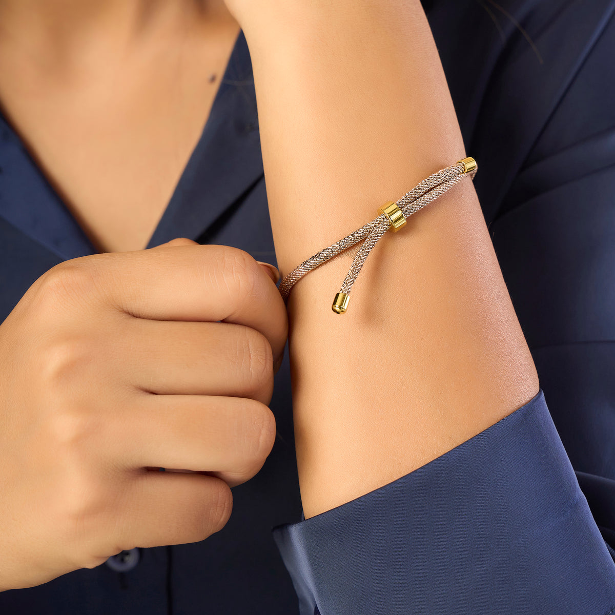 Guruji Swaroop Gold Zari Thread Bracelet- Rose