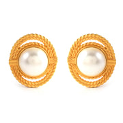 Classic Pearl Pleated Earrings