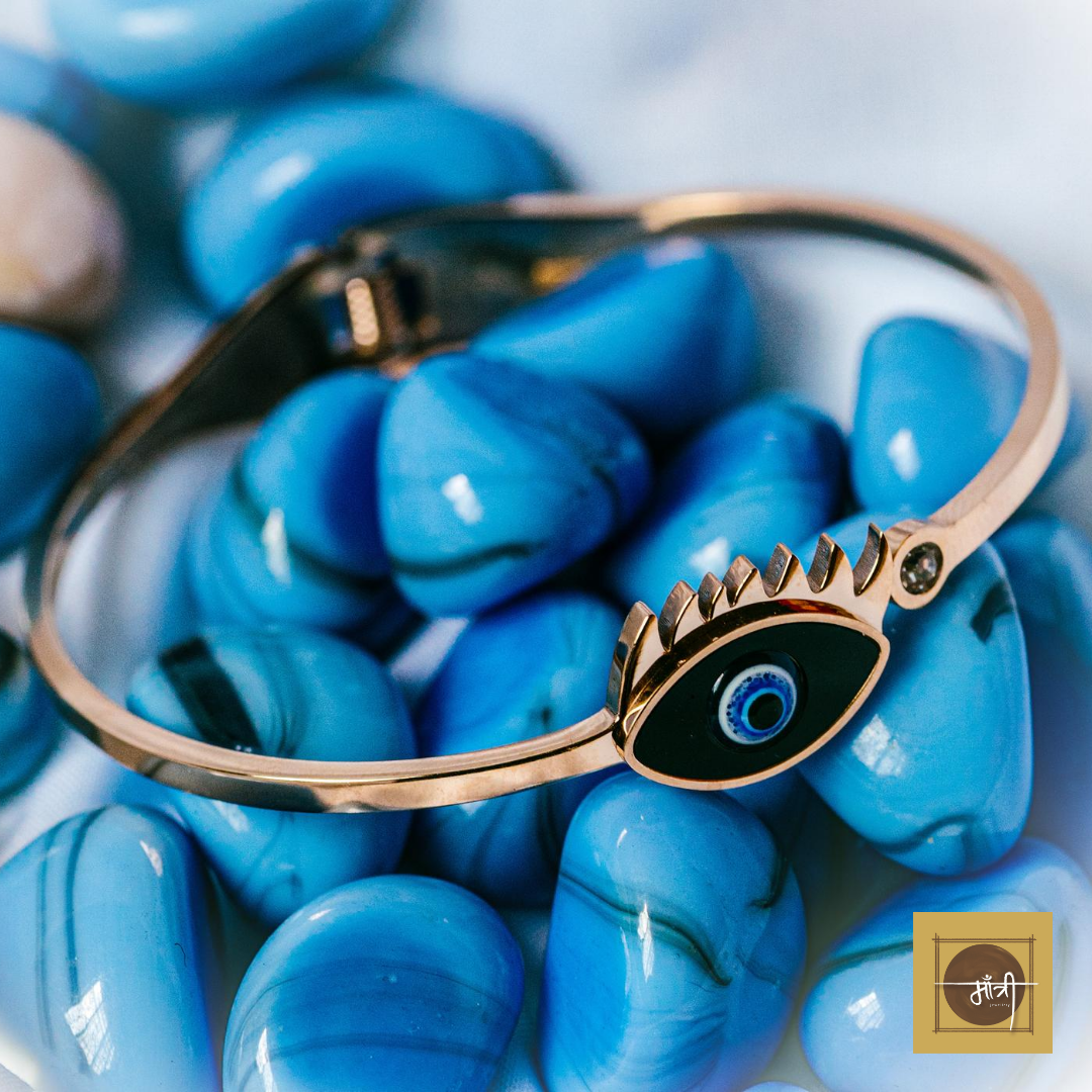 Gold Harness Black Eye Bracelet