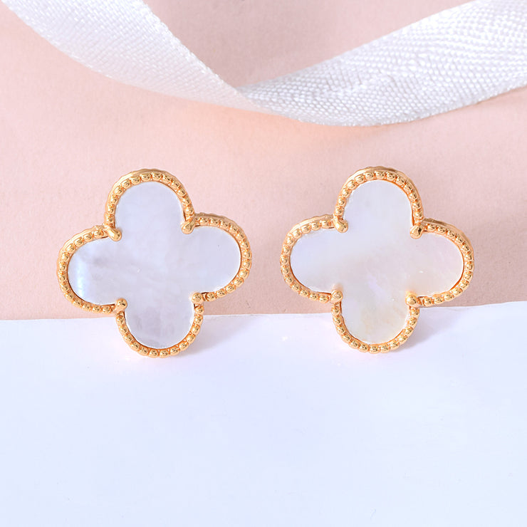 White Flower Pearl Gold Earrings