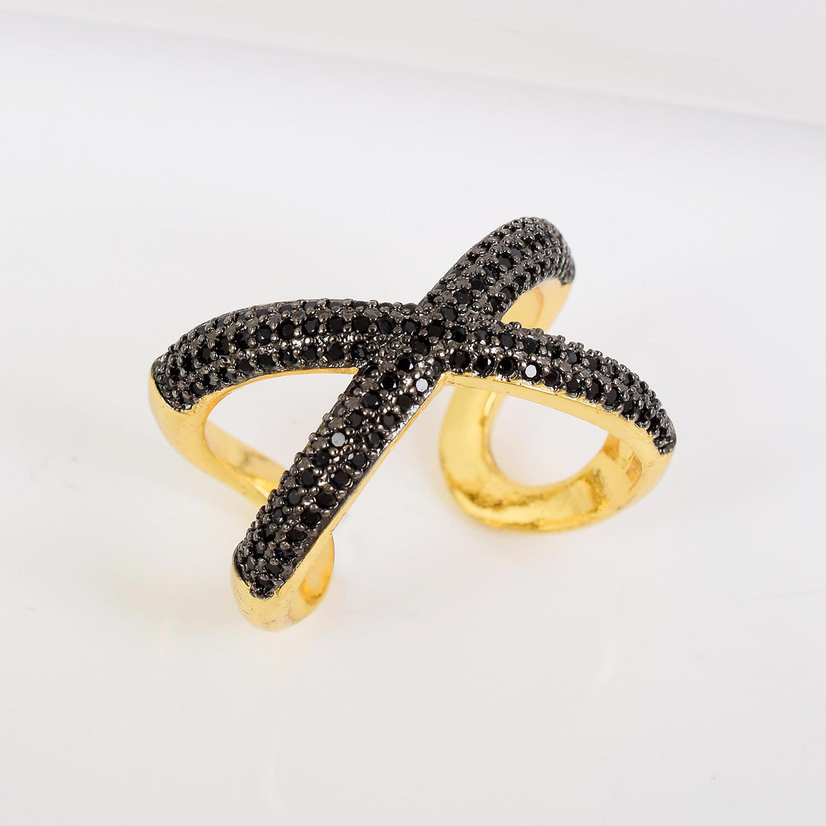 Criss-cross Black Stone Ring