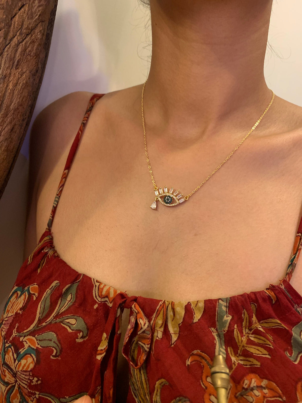 Lash evil eye necklace