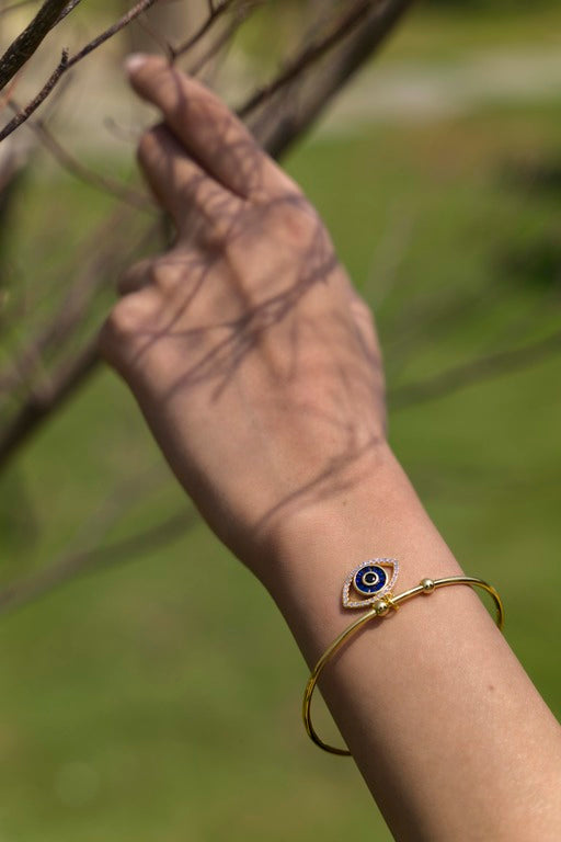 Adjustable Gold Eye Charm Bracelet